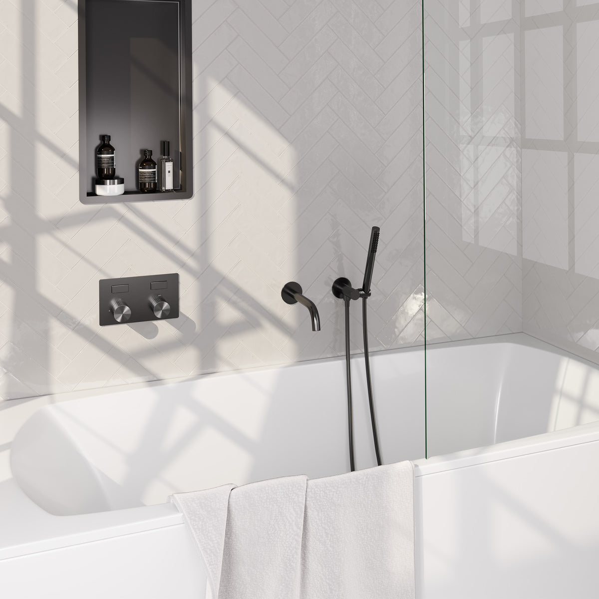 Brauer Stripe inbouw badthermostaat drukknoppen met uitloop - Geborsteld gunmetal PVD - Staafmodel - 5-GM-363