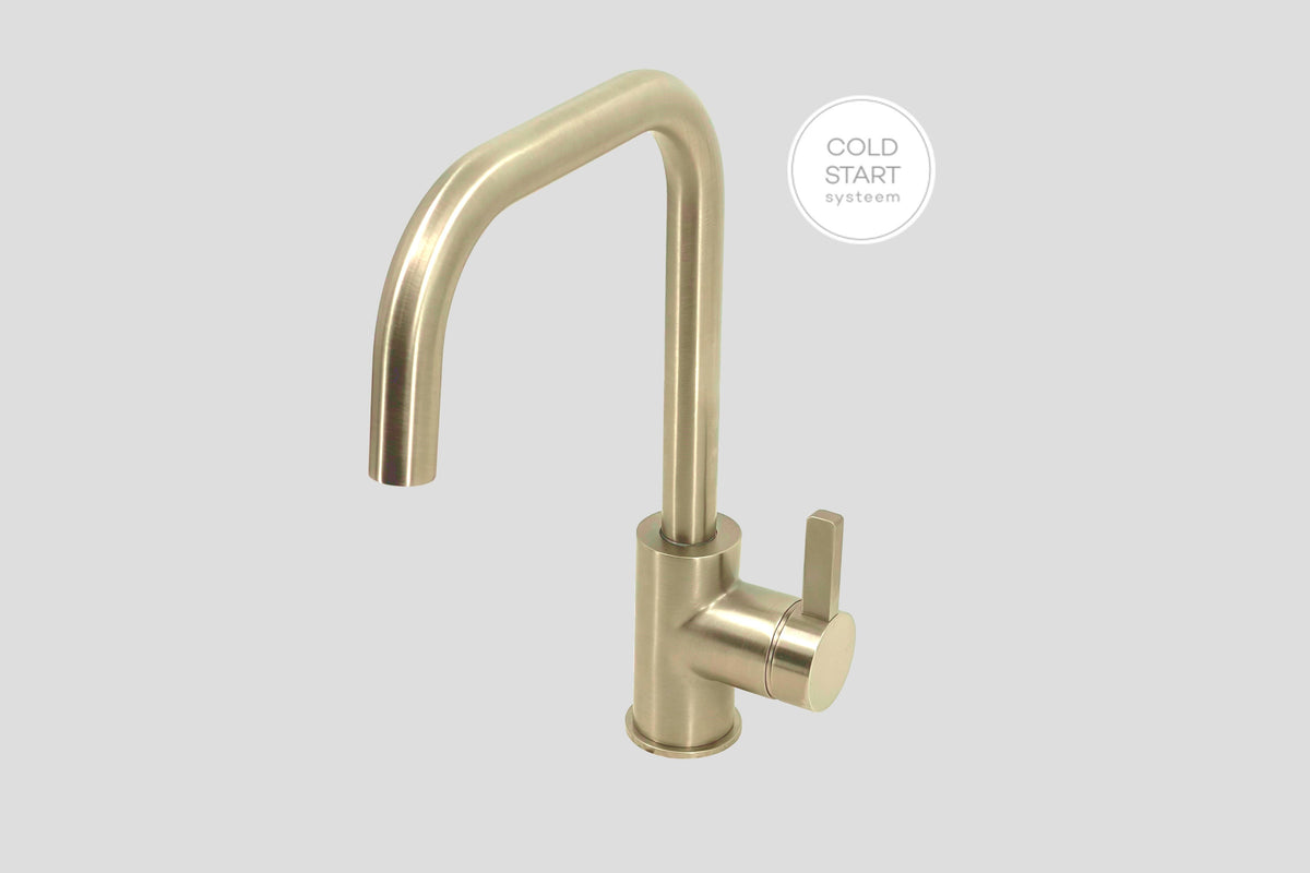 Lagoo Como CM1110 wastafelmengkraan met hoge draaibare uitloop – Geborsteld champagne PVD