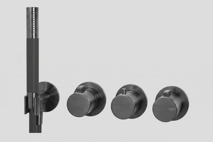 Lagoo Como CM2273 inbouw thermostaat ‘Tripple7’ met 2-weg omstel (afbouwdeel) + handdouche (staaf) – Geborsteld gunmetal PVD