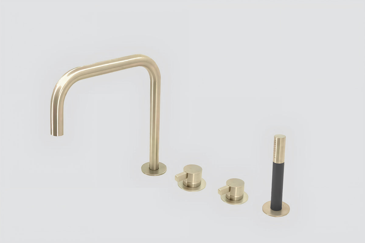 Lagoo Como CM3210 badrandcombinatie met draaibare uitloop, 2 mengkranen en handdouche (staaf) – Geborsteld champagne PVD