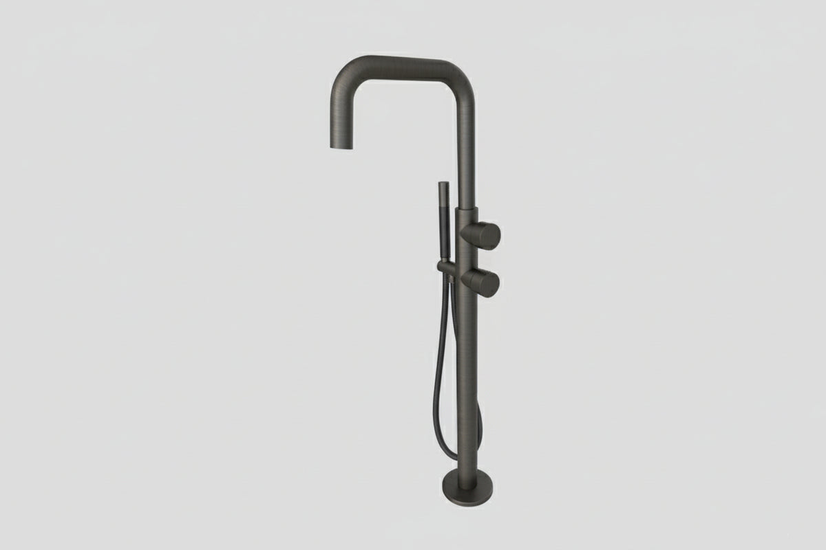 Lagoo Como CM3214 vrijstaande highflow badmengkraan (afbouwdeel) met draaibare uitloop, 2 mengkranen en handdouche (staaf) – Geborsteld gunmetal PVD