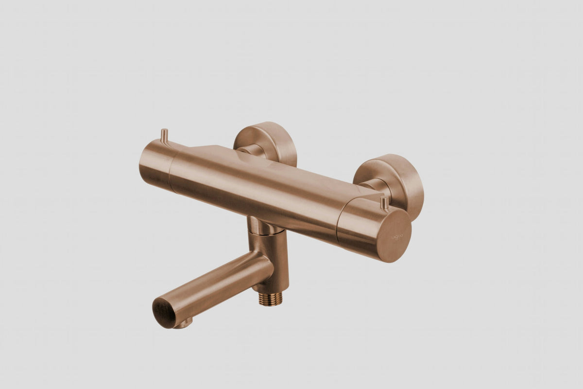 Lagoo Garda G3101 thermostatische badmengkraan met draaibare uitloop en geintegreerd omstel – Geborsteld koper PVD