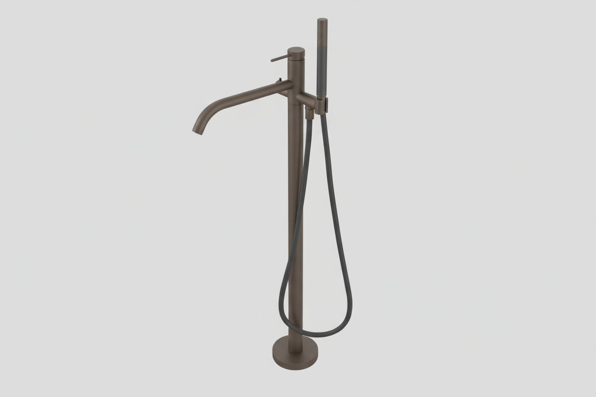 Lagoo Garda G3204 vrijstaande badmengkraan (afbouwdeel) met vaste uitloop, mixer, handdouche (staaf), doucheslang (150 cm) – Tuscany