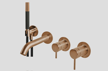 Lagoo Garda G3206 inbouw douche/badmengkraan (afbouwdeel) met omstel, handdouche (staaf) en doucheslang – Geborsteld koper PVD