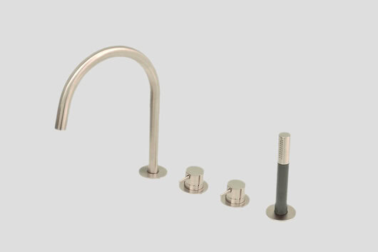 Lagoo Garda G3210 badrandcombinatie met uitloop, 2 mengkranen en handdouche (staaf) – Geborsteld nikkel