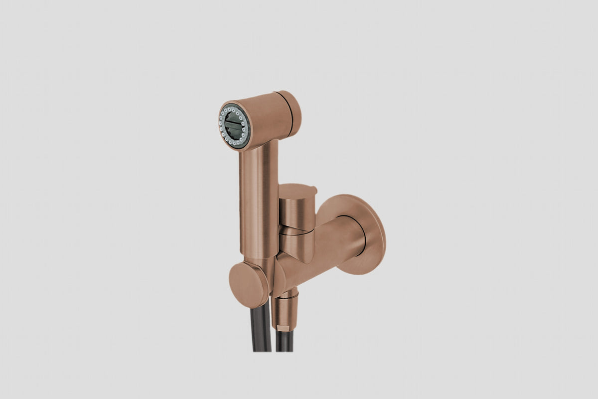 Lagoo Garda G4200 bidetmengkraan met douche en houder (afbouwdeel) – Geborsteld koper PVD