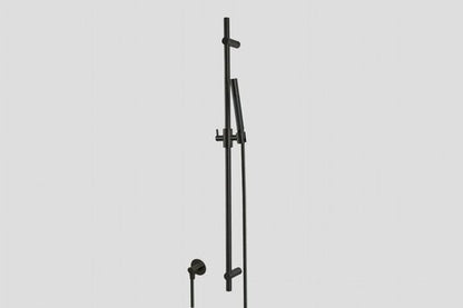 Lagoo Garda G5210 glijstang (messing) met wanduitlaat, handdouche (staaf) en doucheslang – Mat zwart