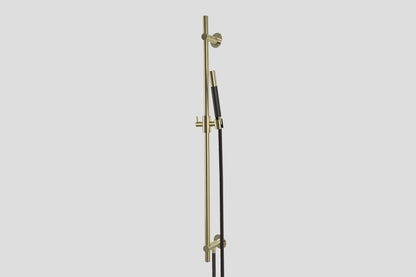 Lagoo Garda G5220 glijstang (messing) met geïntegreerde wateruitlaat en handdouche (staaf) – Geborsteld champagne PVD
