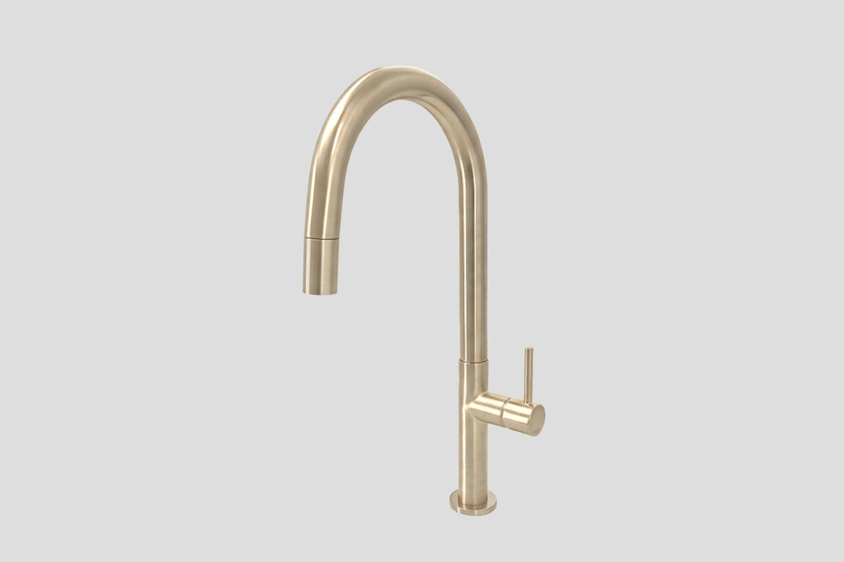 Lagoo Garda G7004 keukenmengkraan met draaibare uitloop (rond) en uitneembare handdouche – Geborsteld champagne PVD