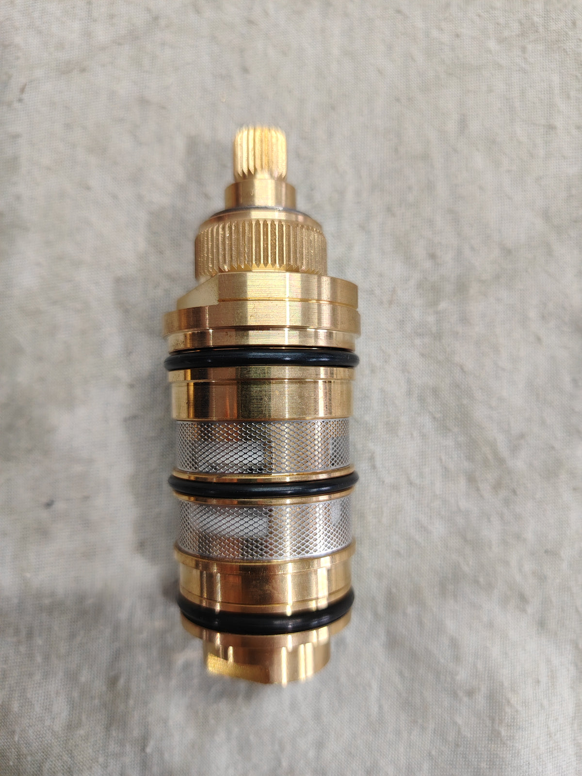 18080 — Regn thermostatisch omkeerelement