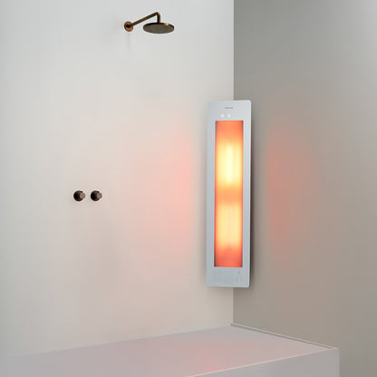 Sunshower One M infrarood | Wit | Opbouw hoek | 3/4 lichaam | Infrarood