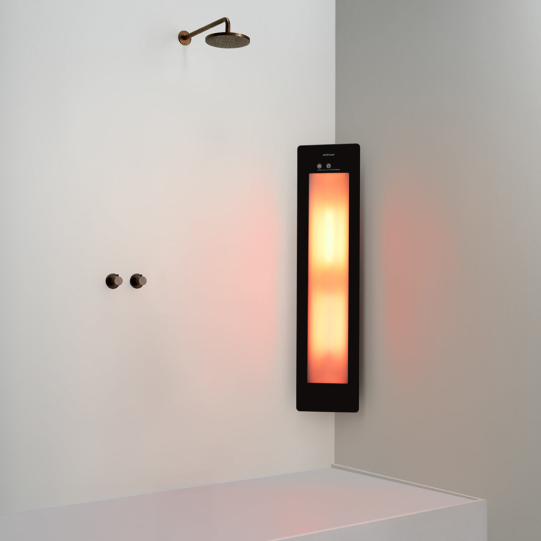 Sunshower One M infrarood | Zwart | Opbouw hoek | 3/4 lichaam | Infrarood